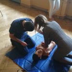 Szkolenie z zakresu udzielania pierwszej pomocy prowadzone w Wojewódzkim Szpitalu Zespolonym w Kielcach / Iwona Murawska / Radio Kielce