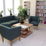 Pińczów. Miejsko-Gminna Biblioteka Publiczna po remoncie / Marta Gajda / Radio Kielce