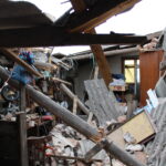 Uszkodzenia budynków wyrządzone przez podmuchy silnego wiatru / Marta Gajda / Radio Kielce