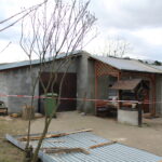 Uszkodzenia budynków wyrządzone przez podmuchy silnego wiatru / Marta Gajda / Radio Kielce