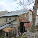 Uszkodzenia budynków wyrządzone przez podmuchy silnego wiatru / Marta Gajda / Radio Kielce