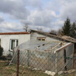 Uszkodzenia budynków wyrządzone przez podmuchy silnego wiatru / Marta Gajda / Radio Kielce