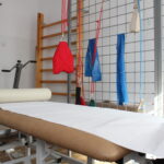 Uroczyste otwarcie gabinetu fizjoterapii w budynku Ośrodka Zdrowia w Chrobrzu / Marta Gajda / Radio Kielce