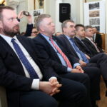 Wizyta wicepremier Beaty Szydło w Busku-Zdroju. Drugi od lewej: Jarosław Rusiecki - senator PiS, Wojciech Lubawski - prezes zarządu Uzdrowiska Busko-Zdrój, Bartłomiej Dorywalski - wicewojewoda świętokrzyski i Krzysztof Słoń - senator PiS / Marta Gajda / Radio Kielce