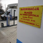 Kielce. Nowa organizacja ruchu na terenie Wojewódzkiego Szpitala Zespolonego / Jarosław Kubalski / Radio Kielce