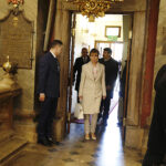 Z udziałem par prezydenckich Polski i Węgier w bazylice katedralnej w Kielcach odbyła się msza święta w intencji obu narodów. Na zdjęciu węgierski prezydent Janos Ader z żona Anitą Herczegh / Jarosław Kubalski / Radio Kielce