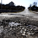 Droga łącząca powiaty kielecki i skarżyski zostanie wyremontowana / Jarosław Kubalski / Radio Kielce