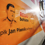 Skarżysko. Pociąg z wizerunkiem pułkownika Jana Piwnika „Ponurego” / Jarosław Kubalski / Radio Kielce