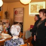 Warsztaty szycia tradycyjnego stroju sandomierskiego / Grażyna Szlęzak-Wójcik / Radio Kielce