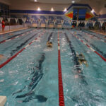 Jędrzejów. VI Ogólnopolski Nocny Maraton Pływacki „Otyliada” / Ewa Pociejowska-Gawęda / Radio Kielce