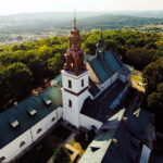 17.09.2018 Kielce. Karczówka. Klasztor. Odnowiona wieża / Jarosław Kubalski / Radio Kielce