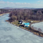 14.02.2019 Cedzyna. Zalew. Przystań WOPR / Jarosław Kubalski / Radio Kielce