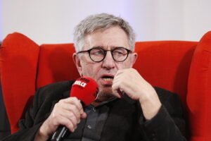 01.03.2019 Radio Kielce.Studio Gram. Pisarz Wiesław Myśliwski i aktor Jerzy Radziwiłowicz spotkali się z czytelnikami i słuchaczami w ramach promocji audiobooka "Ucho Igielne". Jerzy Radziwiłowicz / Jarosław Kubalski / Radio Kielce