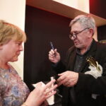 01.03.2019 Radio Kielce.Studio Gram. Pisarz Wiesław Myśliwski i aktor Jerzy Radziwiłowicz spotkali się z czytelnikami i słuchaczami w ramach promocji audiobooka "Ucho Igielne". Jerzy Radziwiłowicz / Jarosław Kubalski / Radio Kielce