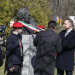 23.03.2019 Kielce. Dni Przyjaźni Polsko - Węgierskiej. Odsłonięcie popiersia Béli Bartóka przez prezydentów Polski i Węgier Andrzeja Dudę i Janosa Adera w Alei Sław / Jarosław Kubalski / Radio Kielce