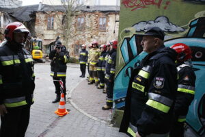 01.03.2019 Kielce. Katastrofa budowlana przy ulicy Dużej. Zawaliła się ściana budynku. Miejsce odwiedził Komendant Główny PSP. gen. brygadier Leszek Suski / Jarosław Kubalski / Radio Kielce