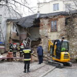 Kielce. Katastrofa budowlana przy ulicy Dużej. Zawaliła się ściana budynku. Miejsce odwiedził Komendant Główny PSP. gen. brygadier Leszek Suski / Jarosław Kubalski / Radio Kielce