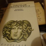 Książki ze zbiorów Henryki i Jana Pękalskich / Emilia Sitarska / Radio Kielce