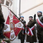 Narodowy Dzień Pamięci Żołnierzy Wyklętych. Złożenie kwiatów przed ścianą straceń byłego więzienia kieleckiego / Marzena Mąkosa / Radio Kielce