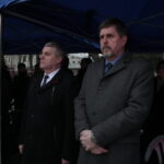 Narodowy Dzień Pamięci Żołnierzy Wyklętych. Na zdjęciu (od lewej): Dorota Koczwańska - Kalita - naczelnik kieleckiej delegatury Instytutu Pamięci Narodowej, Bogdan Latosiński - poseł PiS i Jarosław Karyś - wiceprzewodniczący Rady Miasta Kielce  / Marzena Mąkosa / Radio Kielce