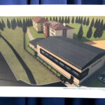 Podpisanie umowy na budowę hali sportowej przy Szkole Podstawowej im. Stefana Żeromskiego w Chmielniku przy ulicy Szkolnej 7. Wizualizacja hali sportowej / Marzena Mąkosa / Radio Kielce