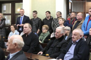 Spotkanie prezydenta, radnych oraz mieszkańców na temat programu „Peryferia" / Marzena Mąkosa / Radio Kielce