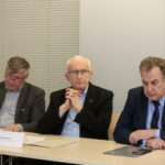 Wojewódzka Rada Dialogu Społecznego. Po prawej  Artur Hajdorowicz - dyrektor wydziału rozwoju i rewitalizacji miasta w kieleckim ratuszu / Marzena Mąkosa / Radio Kielce