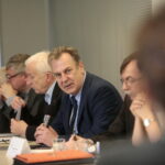 Wojewódzka Rada Dialogu Społecznego. Na zdjęciu: Artur Hajdorowicz - dyrektor wydziału rozwoju i rewitalizacji miasta w kieleckim ratuszu / Marzena Mąkosa / Radio Kielce