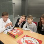 Turniej gier "My i Gry - moja wielka przygoda Polska" oraz konferencja dla nauczycieli w Targach Kielce / Marzena Mąkosa / Radio Kielce