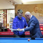 Pokaz tricków bilardowych mistrza świata Bogdana Wołkowskiego / Marzena Mąkosa / Radio Kielce