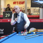 Pokaz tricków bilardowych mistrza świata Bogdana Wołkowskiego / Marzena Mąkosa / Radio Kielce