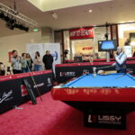 Pokaz tricków bilardowych mistrza świata Bogdana Wołkowskiego / Marzena Mąkosa / Radio Kielce