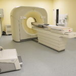 Centrum Urazowe dla Dorosłych. Konferencja i wizytacja miejsca / Marzena Mąkosa / Radio Kielce