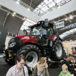 25. Międzynarodowe Targi Techniki Rolniczej AGROTECH, którym towarzyszy 19. Wystawa LAS-EXPO.CASE III Versum 130 / Marzena Mąkosa / Radio Kielce