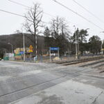 Przejazd kolejowo-drogowy na ulicy Chorzowskiej, działania profilaktyczne PLK "Szlaban na ryzyko". Kielce - Słowik  / Marzena Mąkosa / Radio Kielce