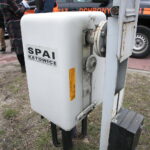 Przejazd kolejowo-drogowy na ulicy Chorzowskiej, działania profilaktyczne PLK "Szlaban na ryzyko". Naklejki na przejazdach kolejowych  / Marzena Mąkosa / Radio Kielce