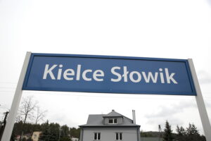 Przejazd kolejowo-drogowy na ulicy Chorzowskiej, działania profilaktyczne PLK "Szlaban na ryzyko". Kielce Słowik / Marzena Mąkosa / Radio Kielce