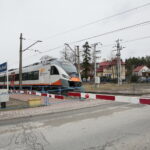 Przejazd kolejowo-drogowy na ulicy Chorzowskiej, działania profilaktyczne PLK "Szlaban na ryzyko" / Marzena Mąkosa / Radio Kielce