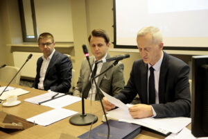 Sesja Rady Powiatu / Marzena Mąkosa / Radio Kielce