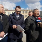 Konferencja prasowa posła Michała Cieślaka / Marzena Mąkosa / Radio Kielce