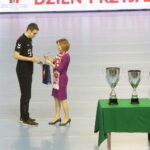 Zakończenie młodzieżowego turnieju piłki ręcznej / Marzena Mąkosa / Radio Kielce