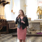 Święty Krzyż. 6. Przegląd Pieśni Pasyjnej i Pokutnej. Na zdjęciu Marta Żelazna / Marzena Mąkosa / Radio Kielce