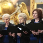 Święty Krzyż. 6. Przegląd Pieśni Pasyjnej i Pokutnej. Chór mieszany Laudate Deo działający przy parafii pw. Opatrzności Bożej w Woli Mieleckiej / Marzena Mąkosa / Radio Kielce