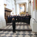 Święty Krzyż. 6. Przegląd Pieśni Pasyjnej i Pokutnej. Chór mieszany Laudate Deo działający przy parafii pw. Opatrzności Bożej w Woli Mieleckiej / Marzena Mąkosa / Radio Kielce