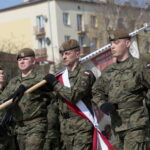 Przysięga żołnierzy 10. Świętokrzyskiej Brygady Obrony Terytorialnej / Marzena Mąkosa / Radio Kielce