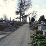 Cmentarz parafialny / Emilia Sitarska / Radio Kielce