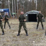 Bieg Tropem Wilczym. Wojskowe pokazy / Emilia Sitarska / Radio Kielce