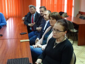 Spotkanie z mieszkańcami i rozmowa na temat piątki PiS / Emilia Sitarska / Radio Kielce