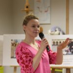 Akcja promująca czytelnictwo wśród dzieci w Bibliotece Publicznej w Samsonowie. Na zdjęciu Paulina Holtz - aktorka / Gminna Biblioteka Publiczna w Samsonowie