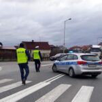 Sandomierz. Miejsce, w którym samochód marki BMW potrącił pieszego / KPP Sandomierz